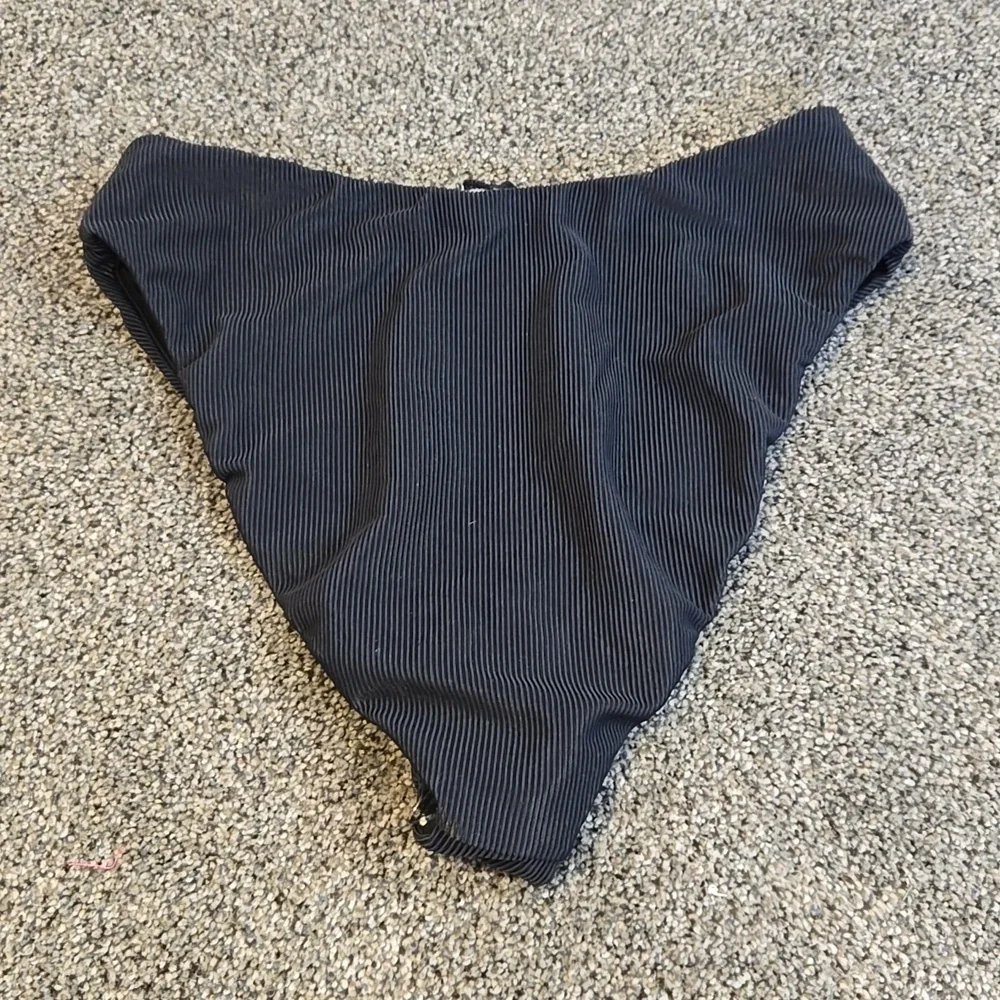 NWOT Good American Women Fits Black Striped Bikini Bottom Swim Sz 2/M